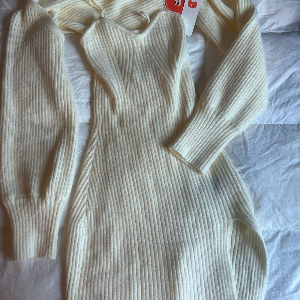 Chic Off-the-Shoulder Cream Sweater